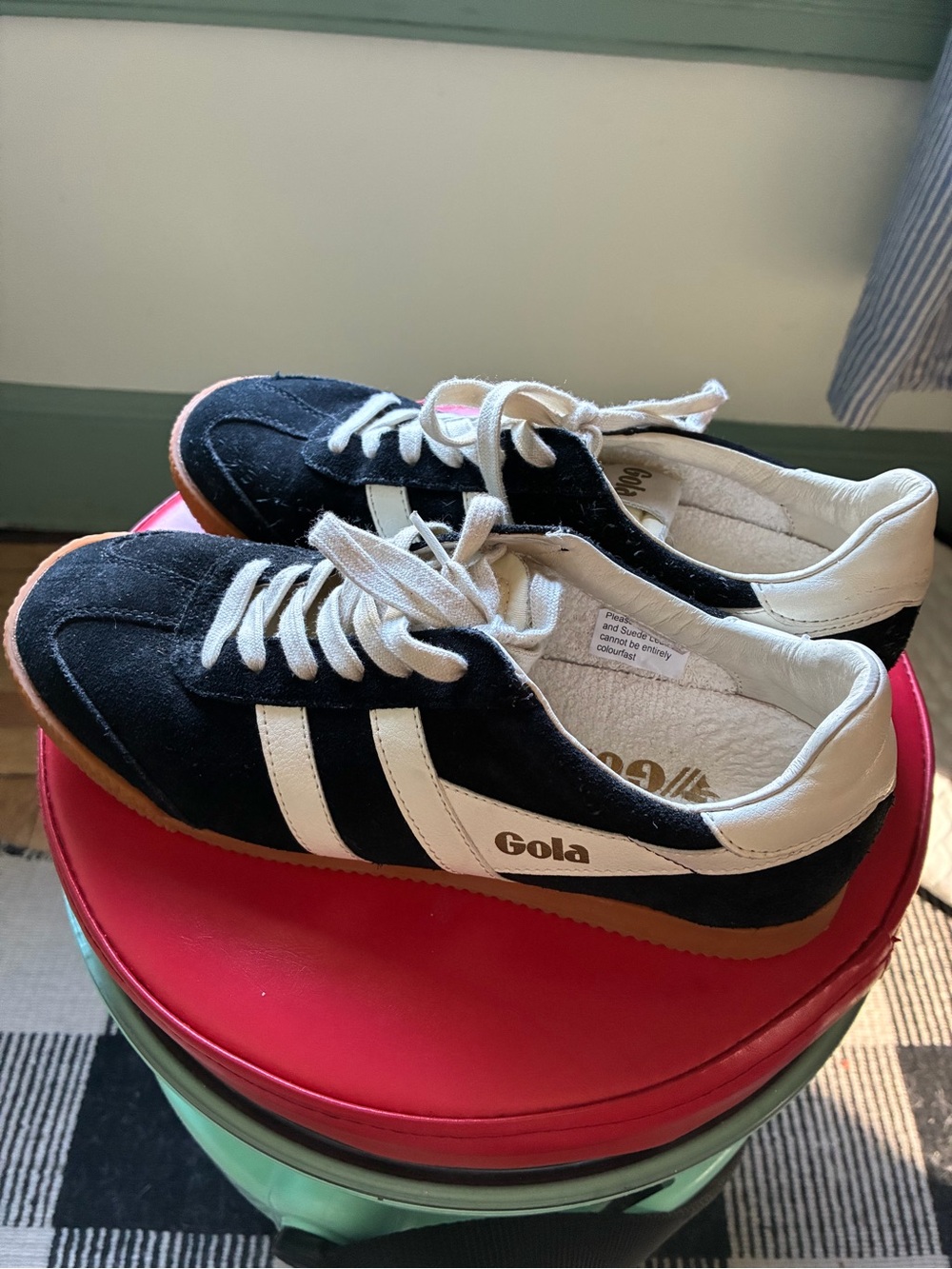 Gola Elan Black with Gum Sole Size 9 - Picture 5 of 6